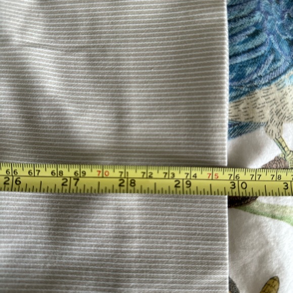 2 pairs Limited summer capris - Picture 2 of 7